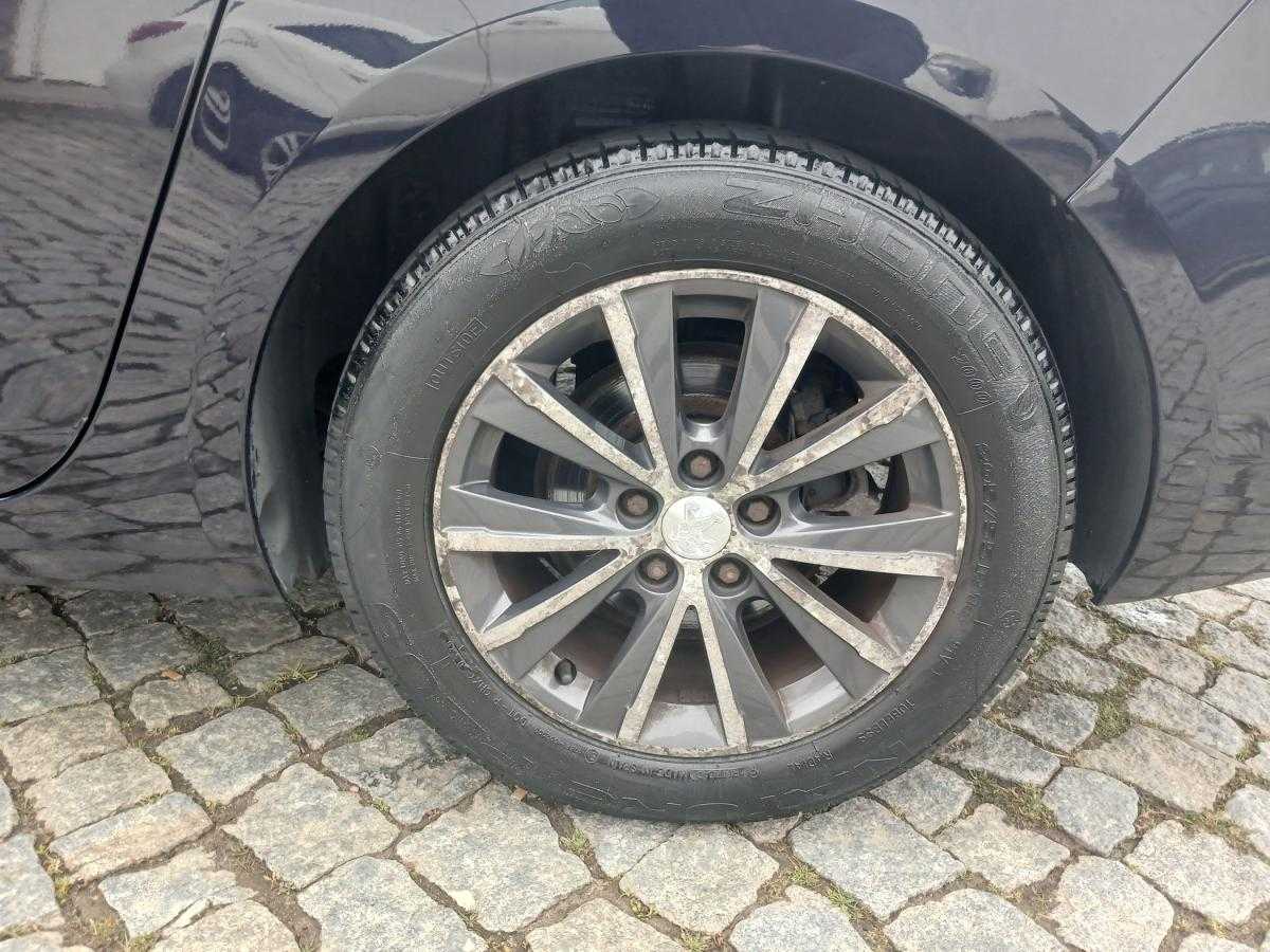 peugeot-308-sw-2014-diesel-1560cc
