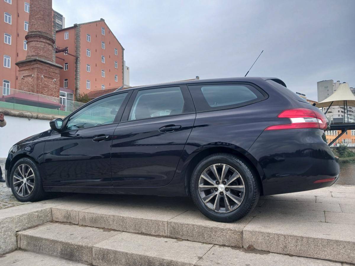 peugeot-308-sw-2014-diesel-1560cc