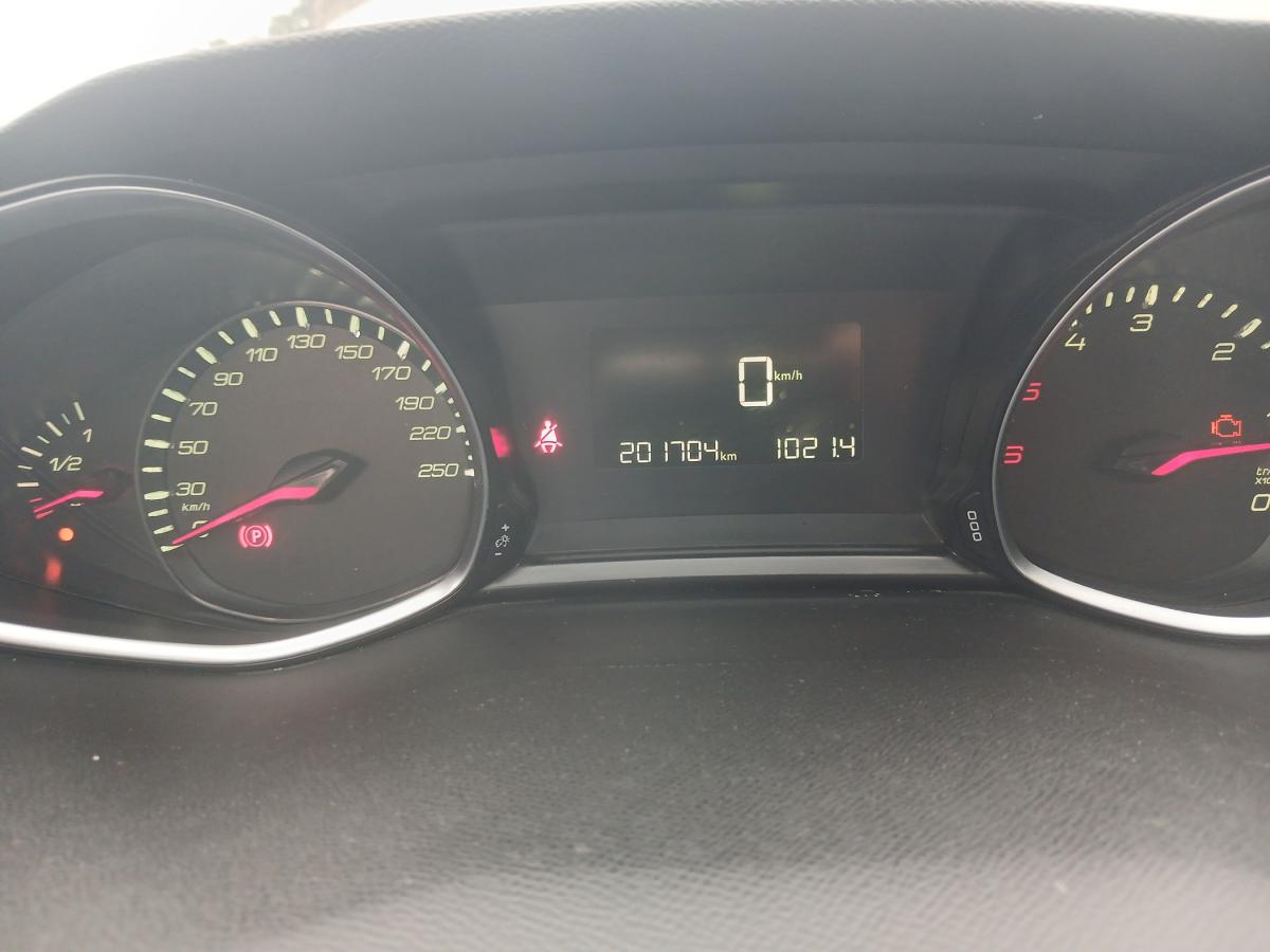peugeot-308-sw-2014-diesel-1560cc