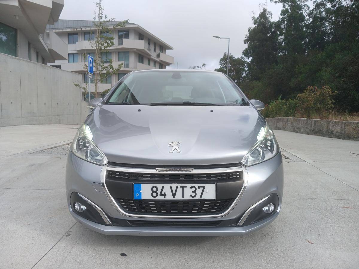 peugeot-208-2018-diesel-1499cc
