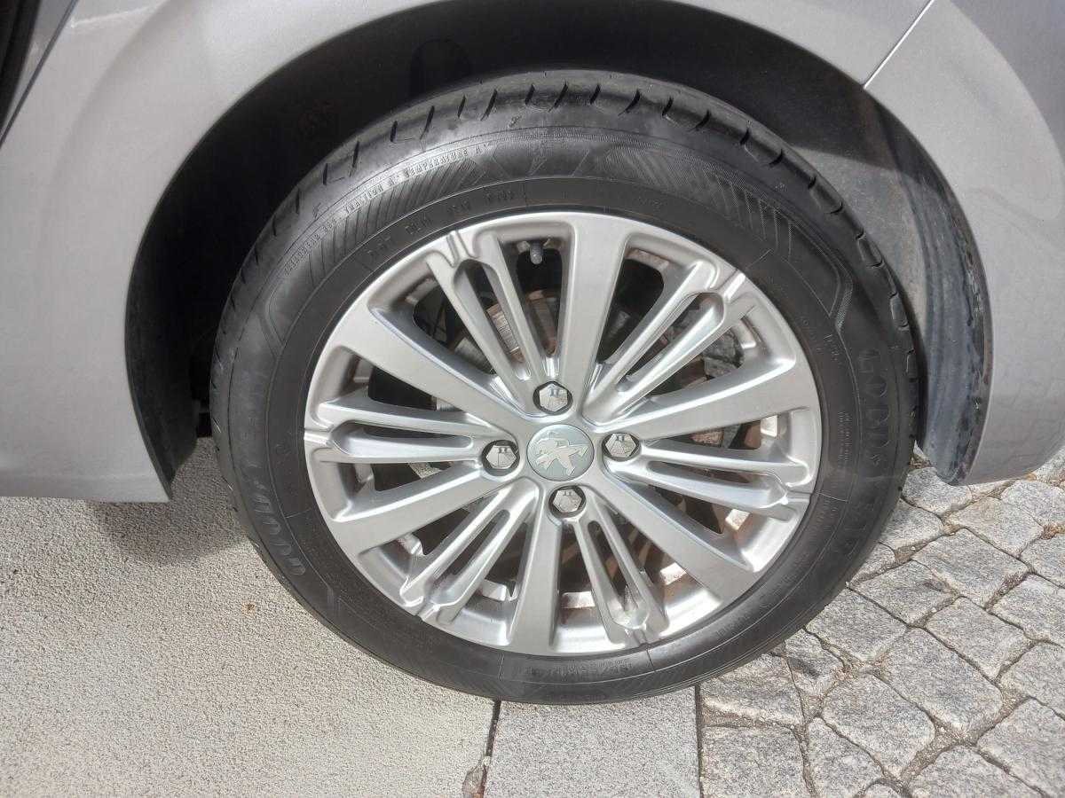 peugeot-208-2018-diesel-1499cc