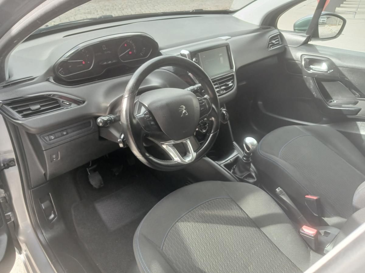 peugeot-208-2018-diesel-1499cc