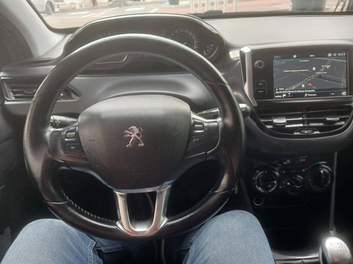 peugeot-208-2018-diesel-1499cc