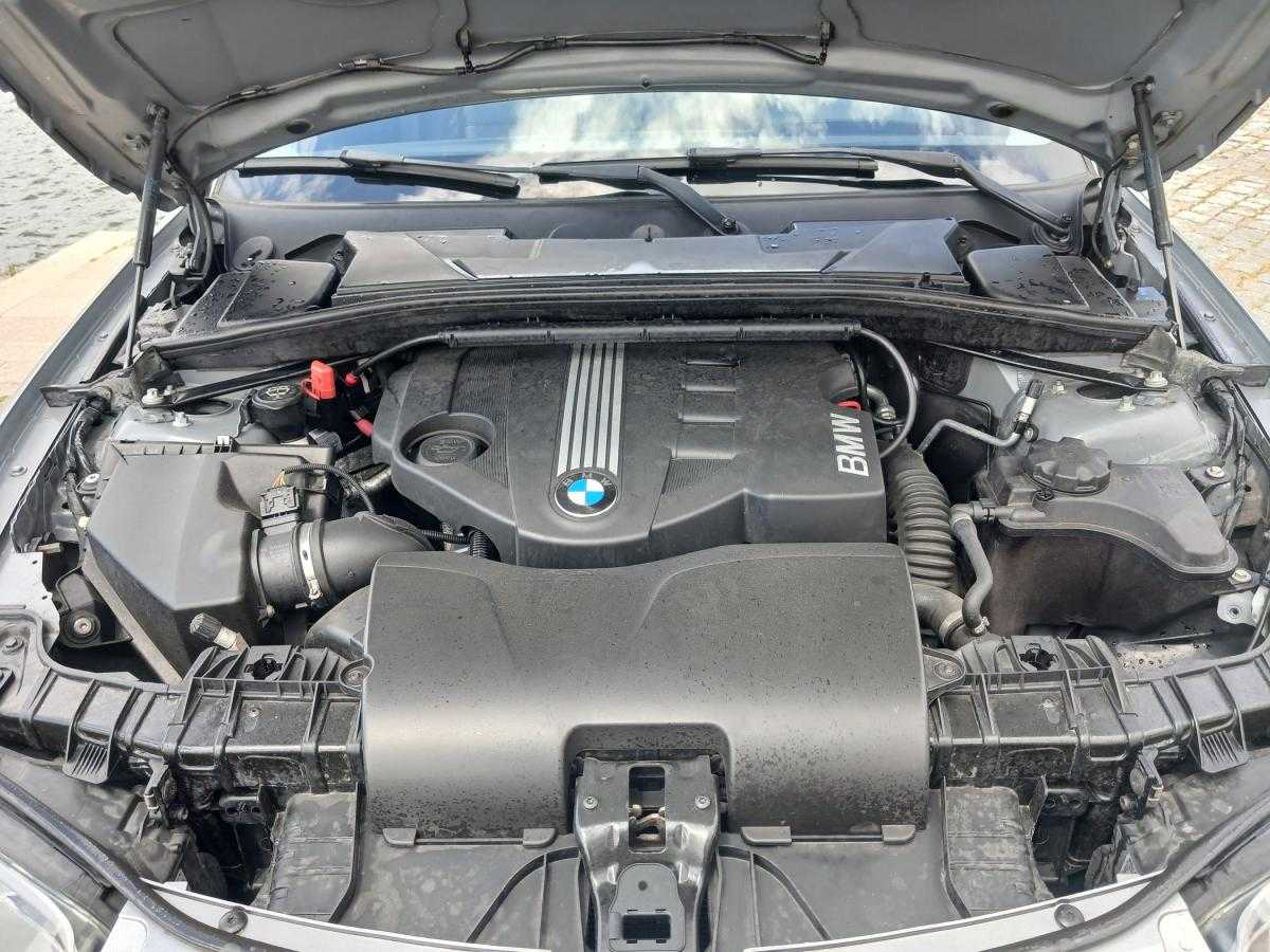 bmw-serie-1-2009-diesel-1995cc
