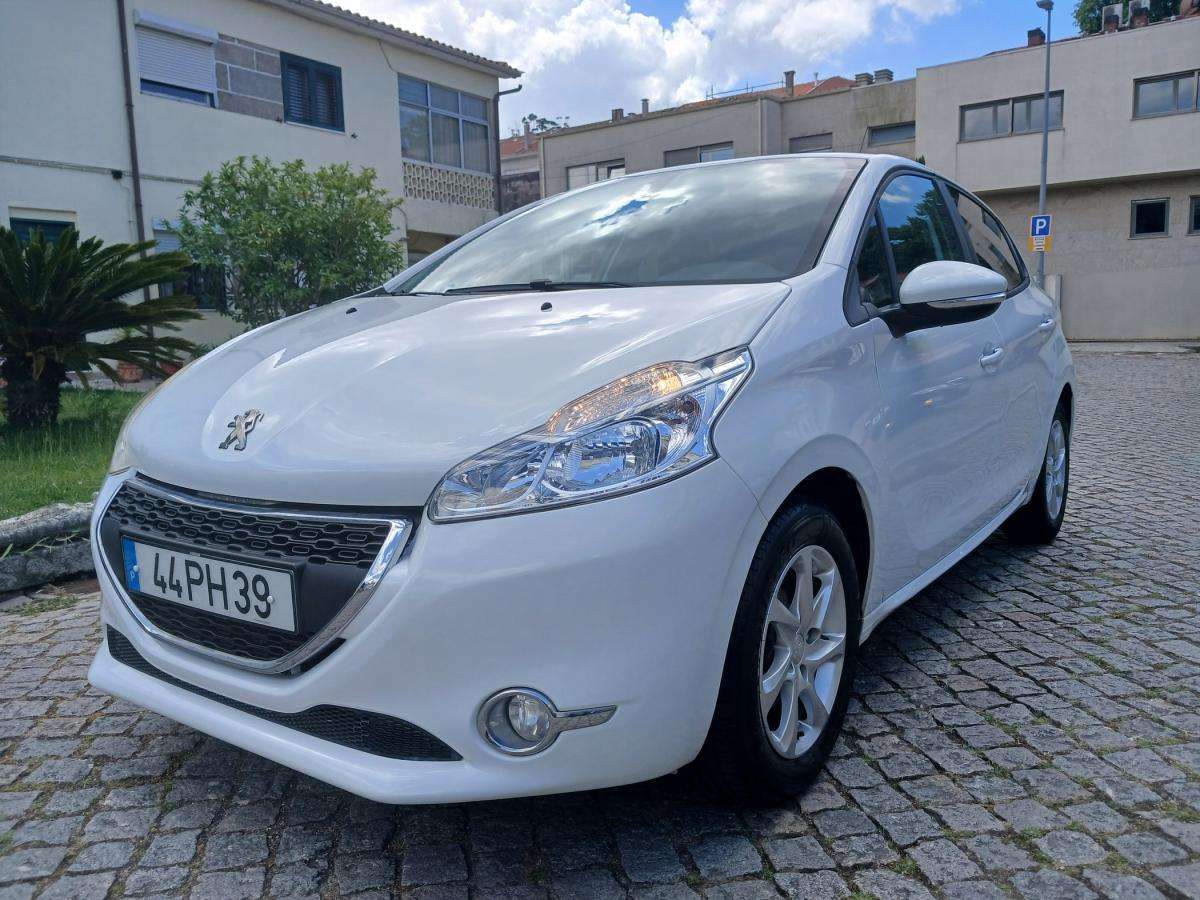 peugeot-208-2014-diesel-1398cc