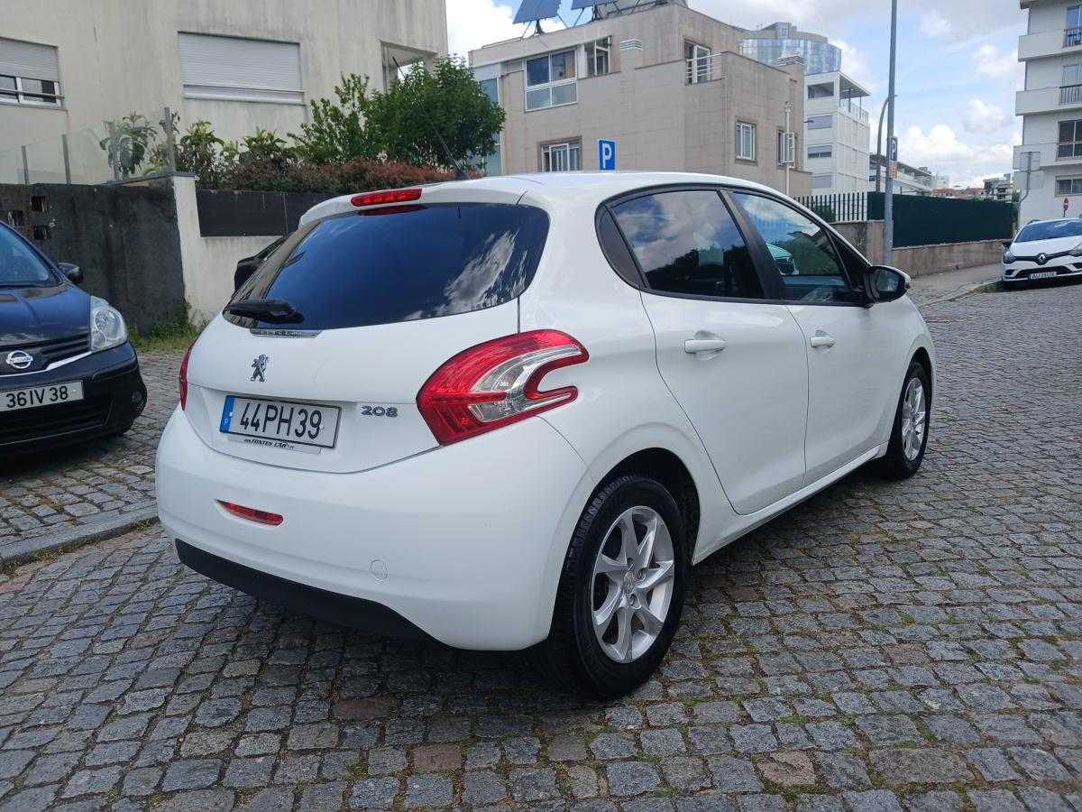 peugeot-208-2014-diesel-1398cc