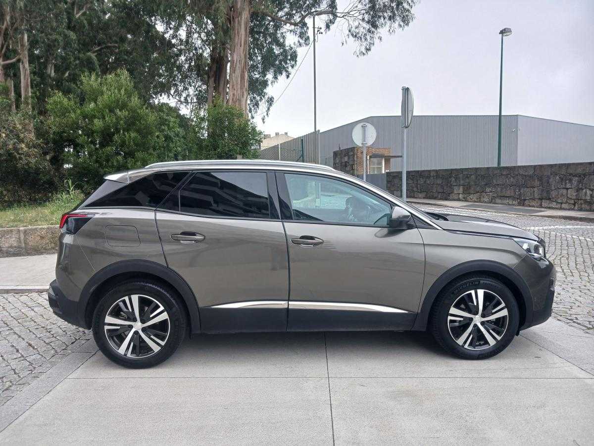 peugeot-3008-2019-diesel-1499cc