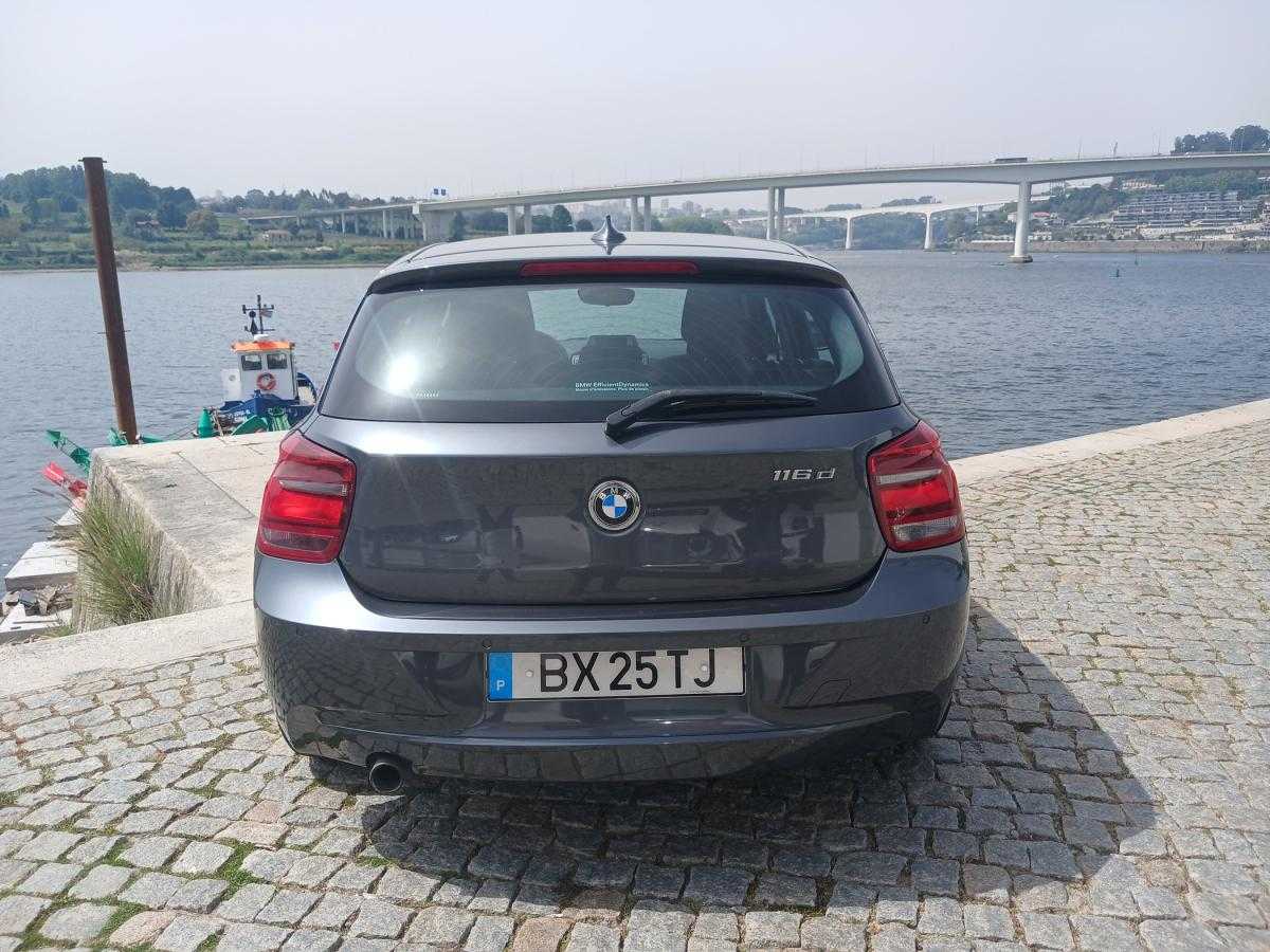 bmw-serie-1-2011-diesel-1995cc