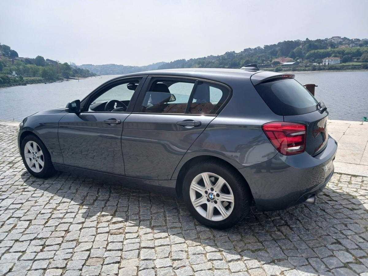 bmw-serie-1-2011-diesel-1995cc
