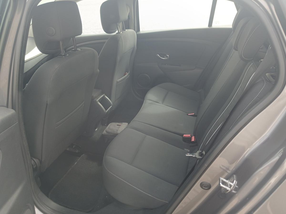 renault-megane-sport-tourer-2014-diesel-1461cc