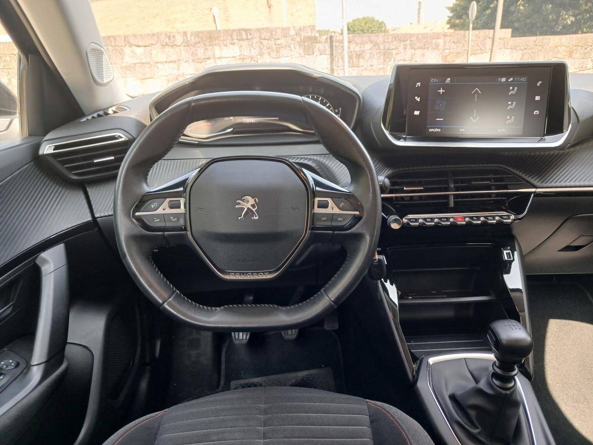 peugeot-2008-2021-diesel-1499cc
