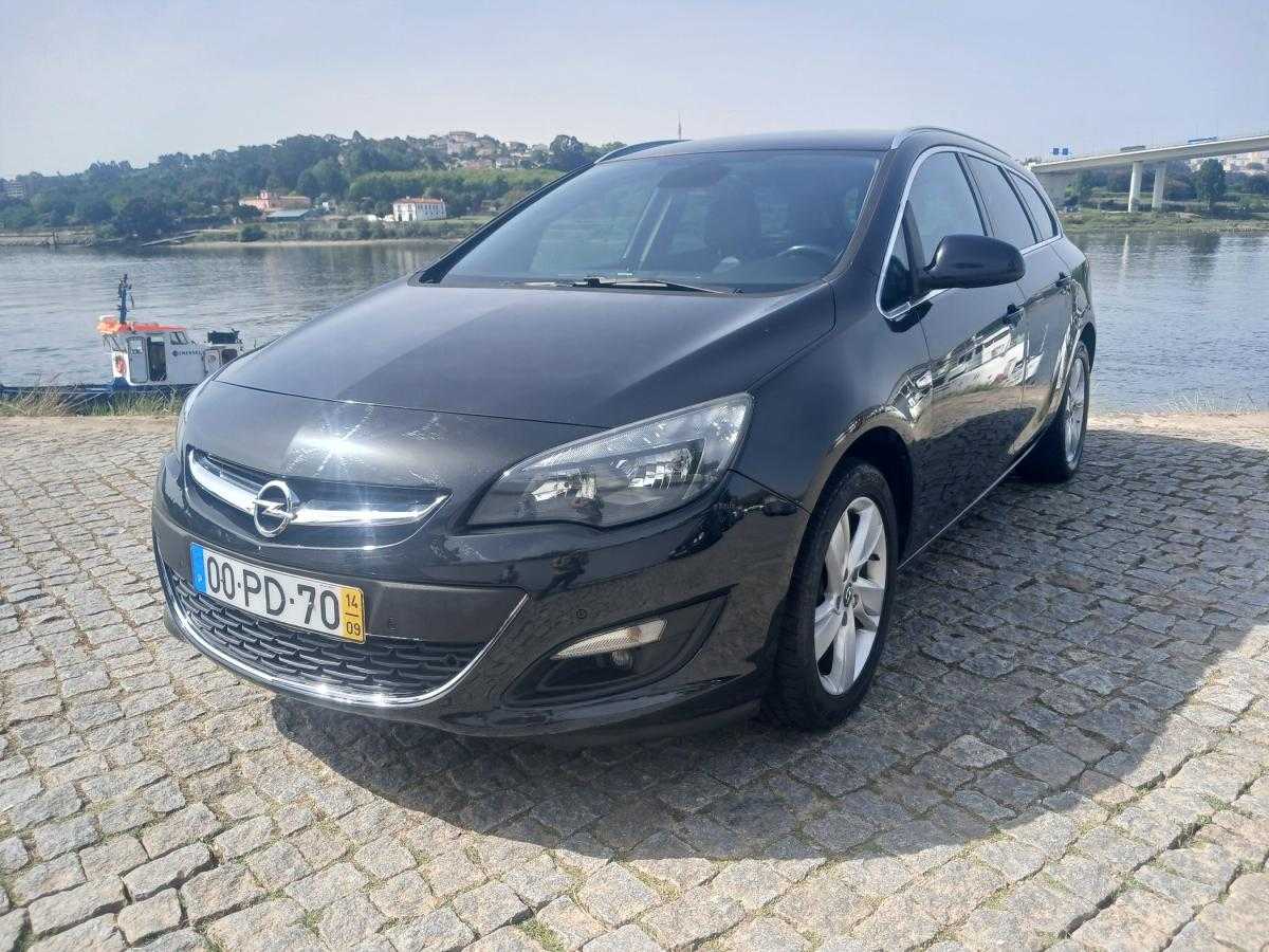 opel-astra-sport-tourer-2014-diesel-1598cc