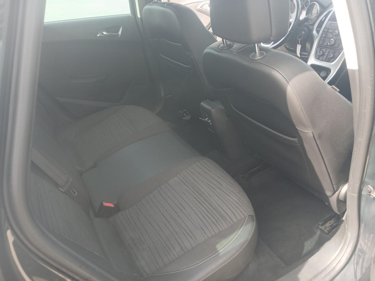 opel-astra-sport-tourer-2014-diesel-1598cc