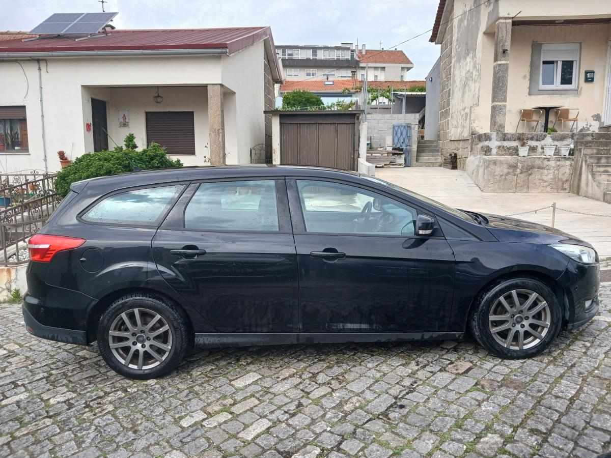 ford-focus-sw-2015-diesel-1499cc