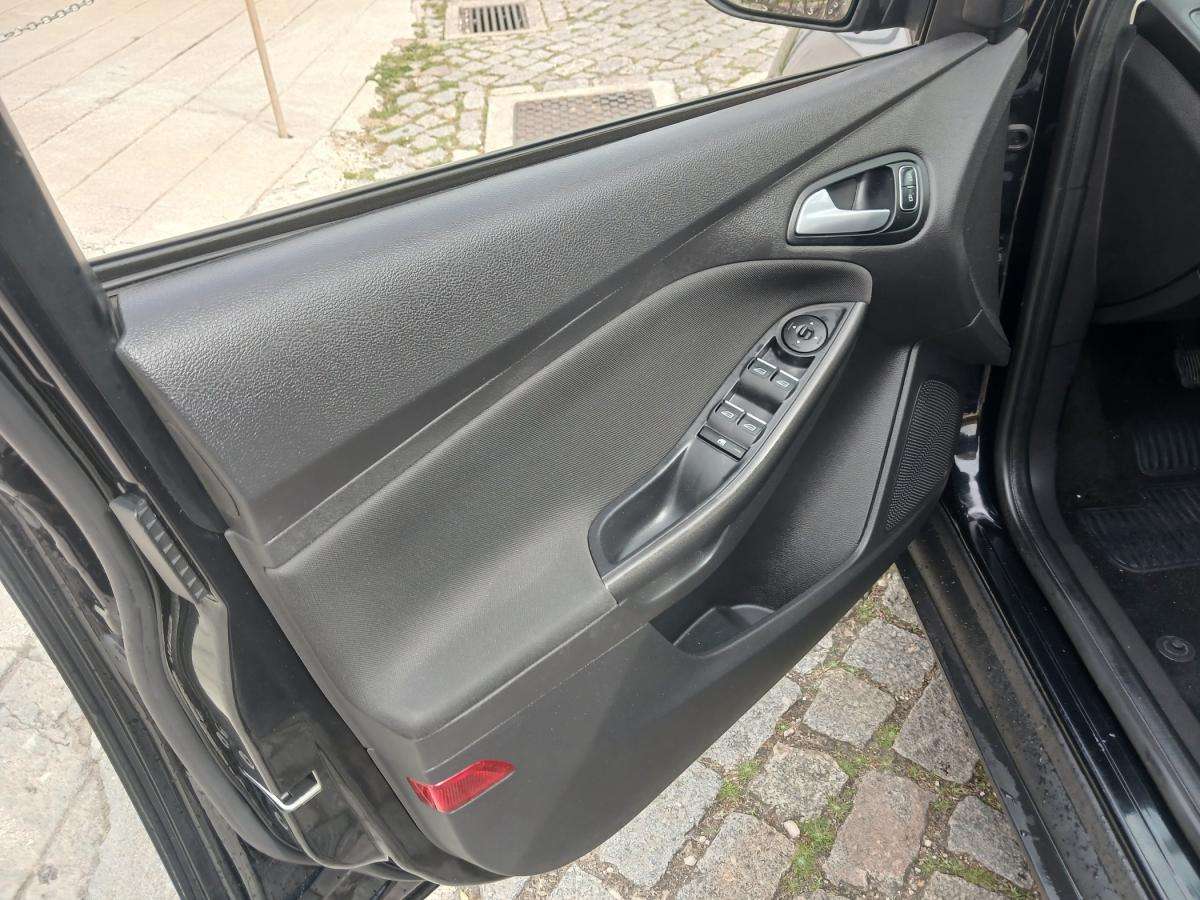 ford-focus-sw-2015-diesel-1499cc