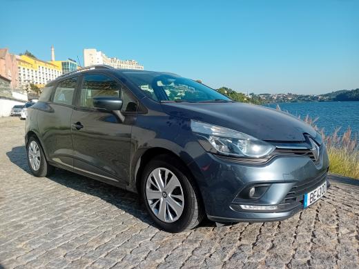 renault-clio-sport-tourer-2018-diesel-1461cc
