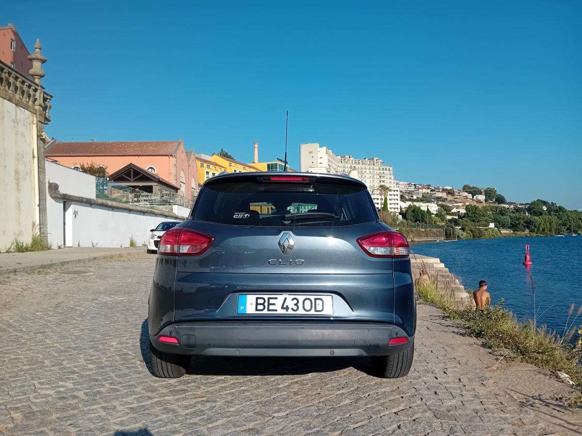 renault-clio-sport-tourer-2018-diesel-1461cc