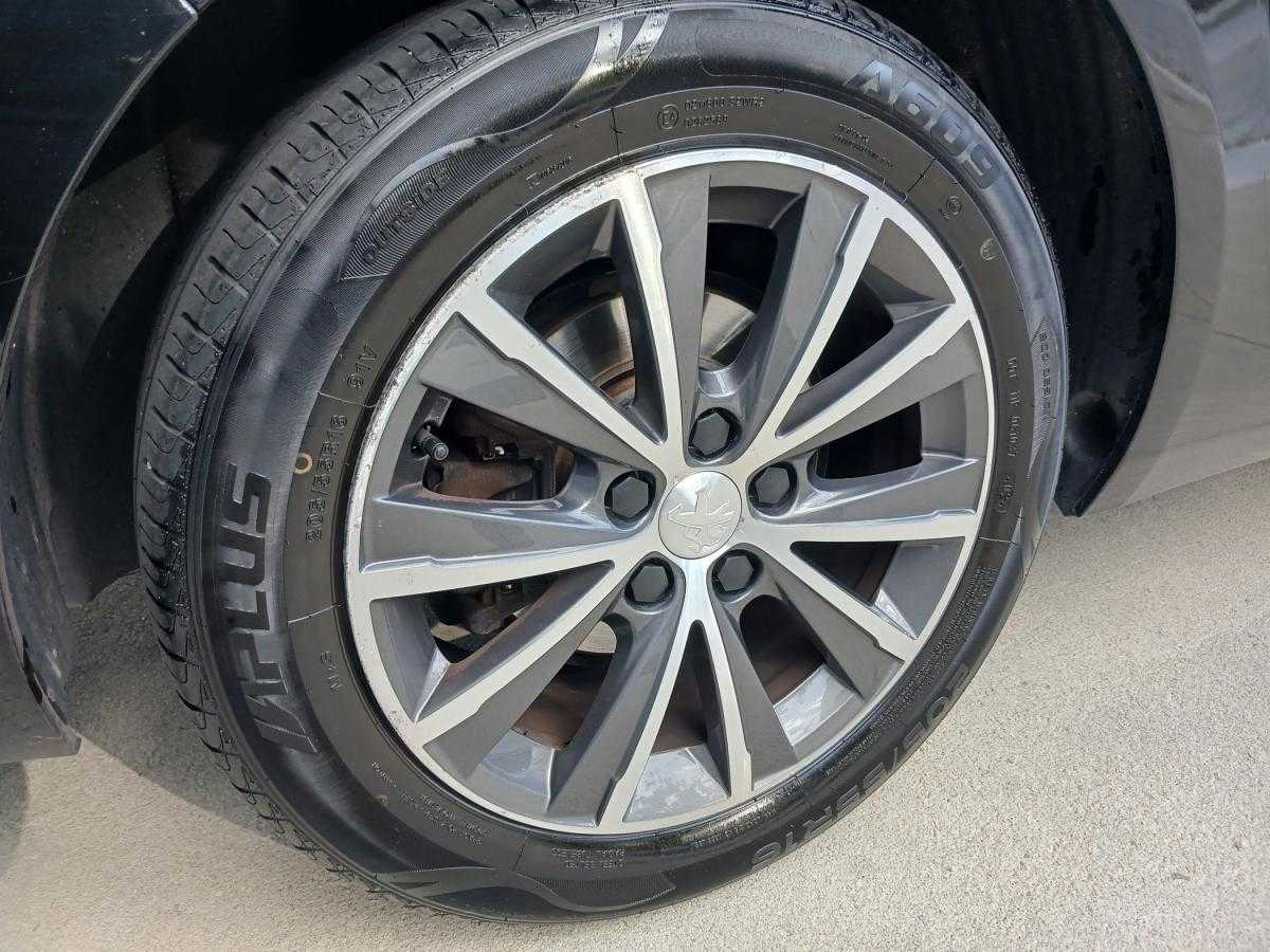 peugeot-308-sw-2015-diesel-1560cc