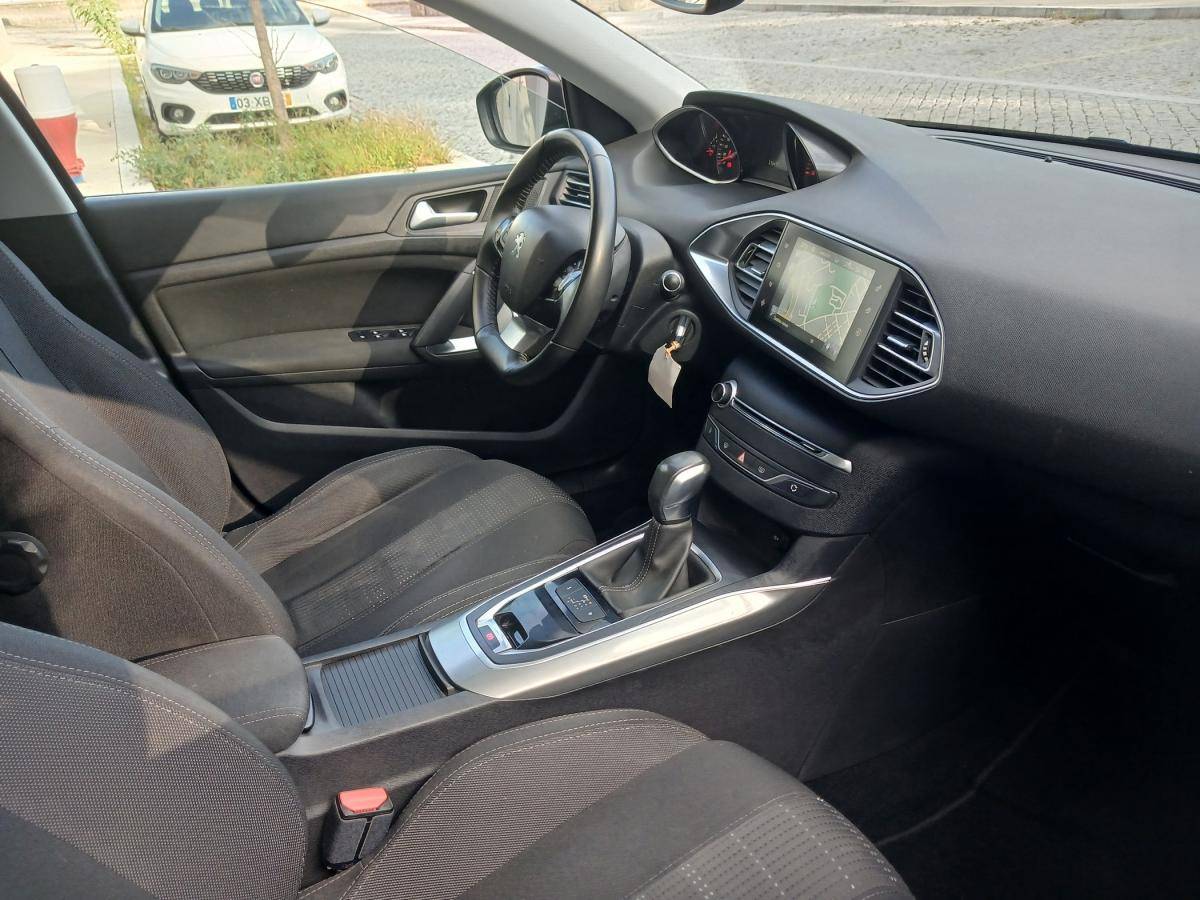 peugeot-308-sw-2015-diesel-1560cc