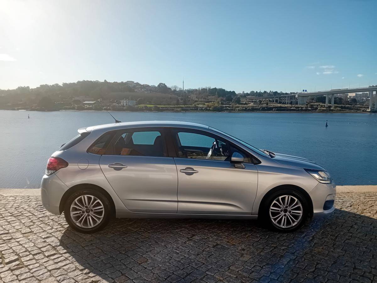citroen-c4-2015-diesel-1560cc
