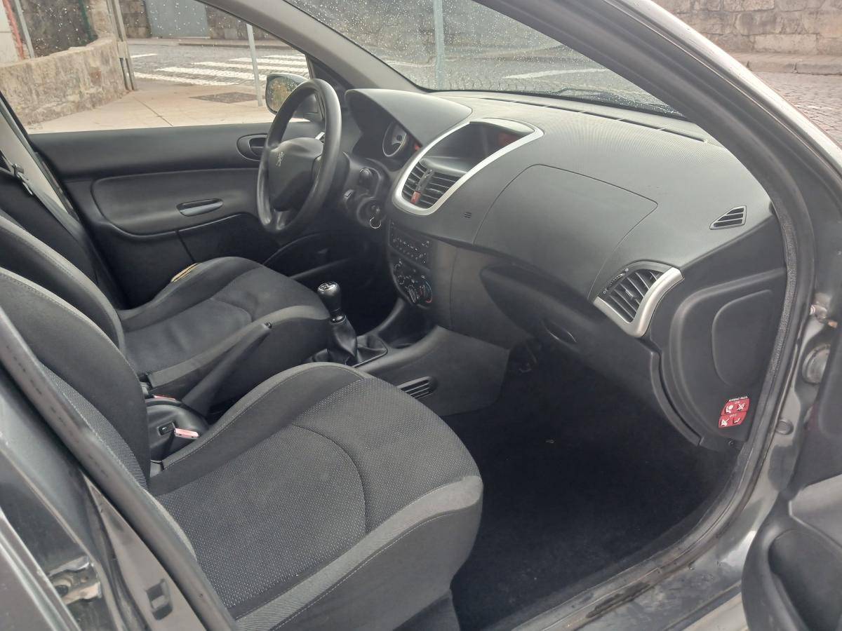 peugeot-206-2010-diesel-1398cc