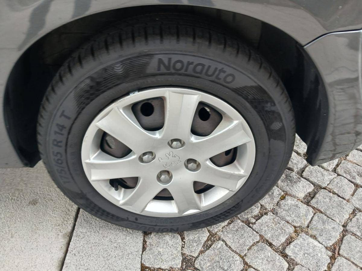peugeot-206-2010-diesel-1398cc