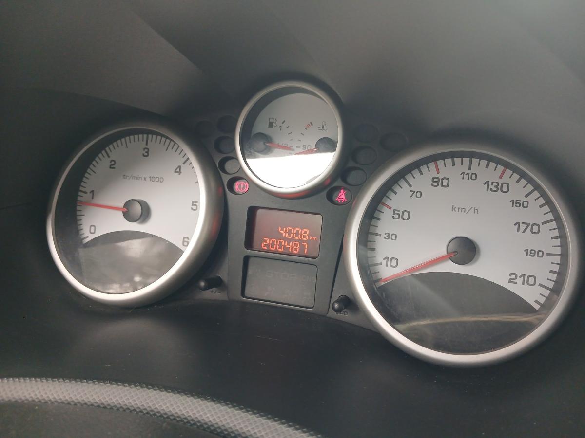 peugeot-206-2010-diesel-1398cc