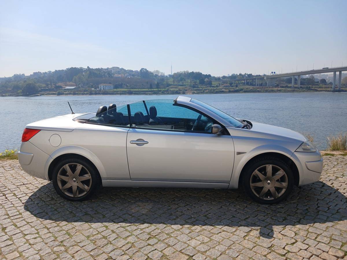 renault-megane-cc-2008-diesel-1461cc
