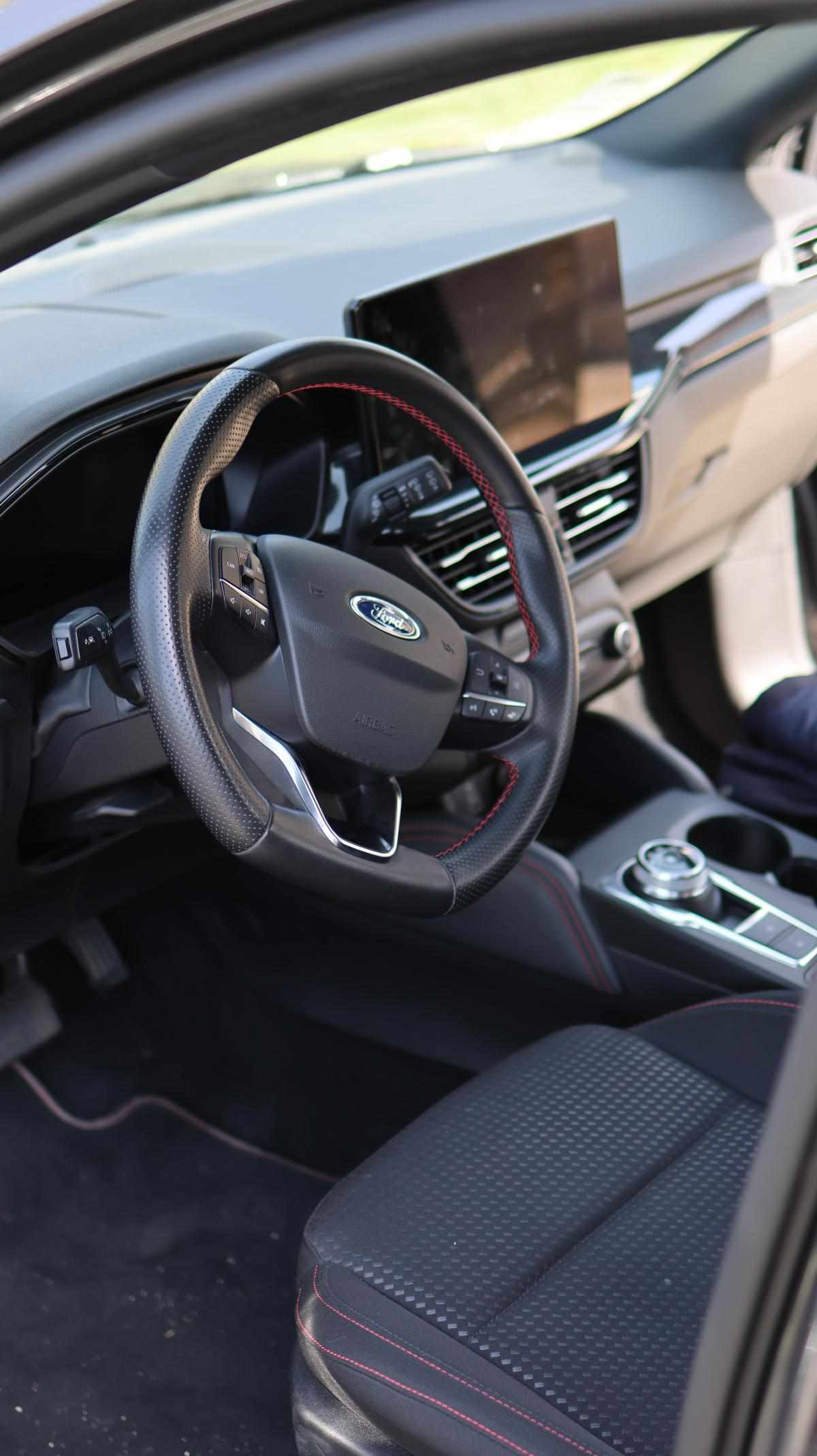 ford-focus-1-5-ecoblue-2022-diesel-1499cc