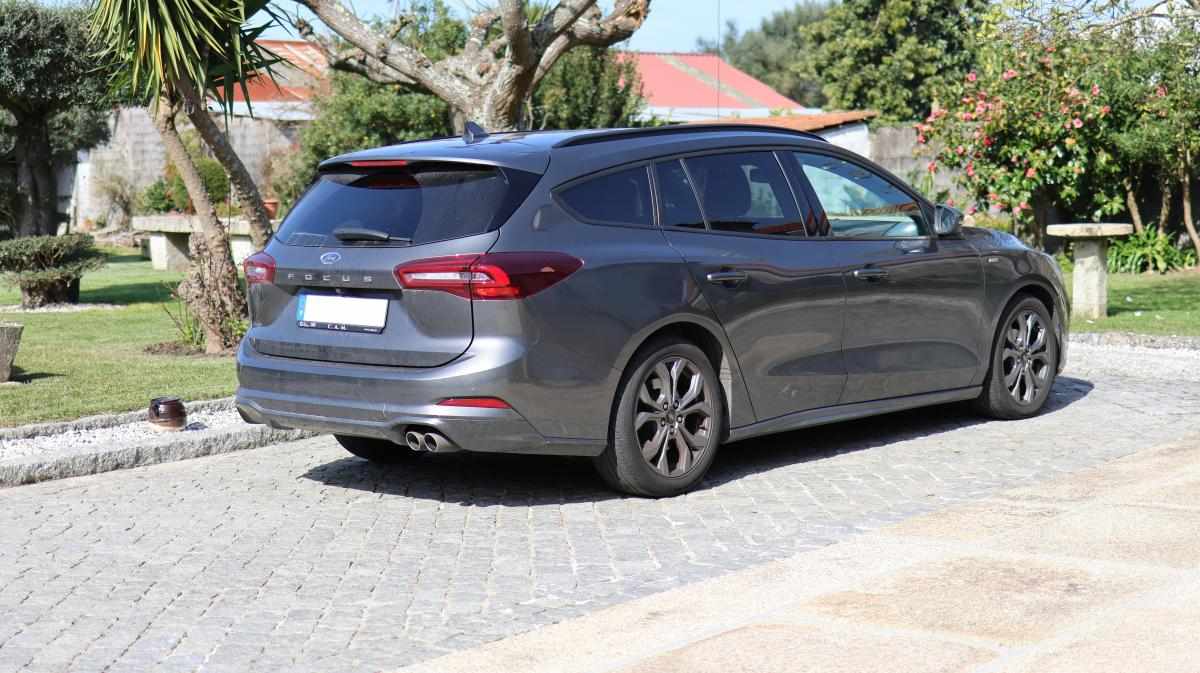 ford-focus-1-5-ecoblue-2022-diesel-1499cc