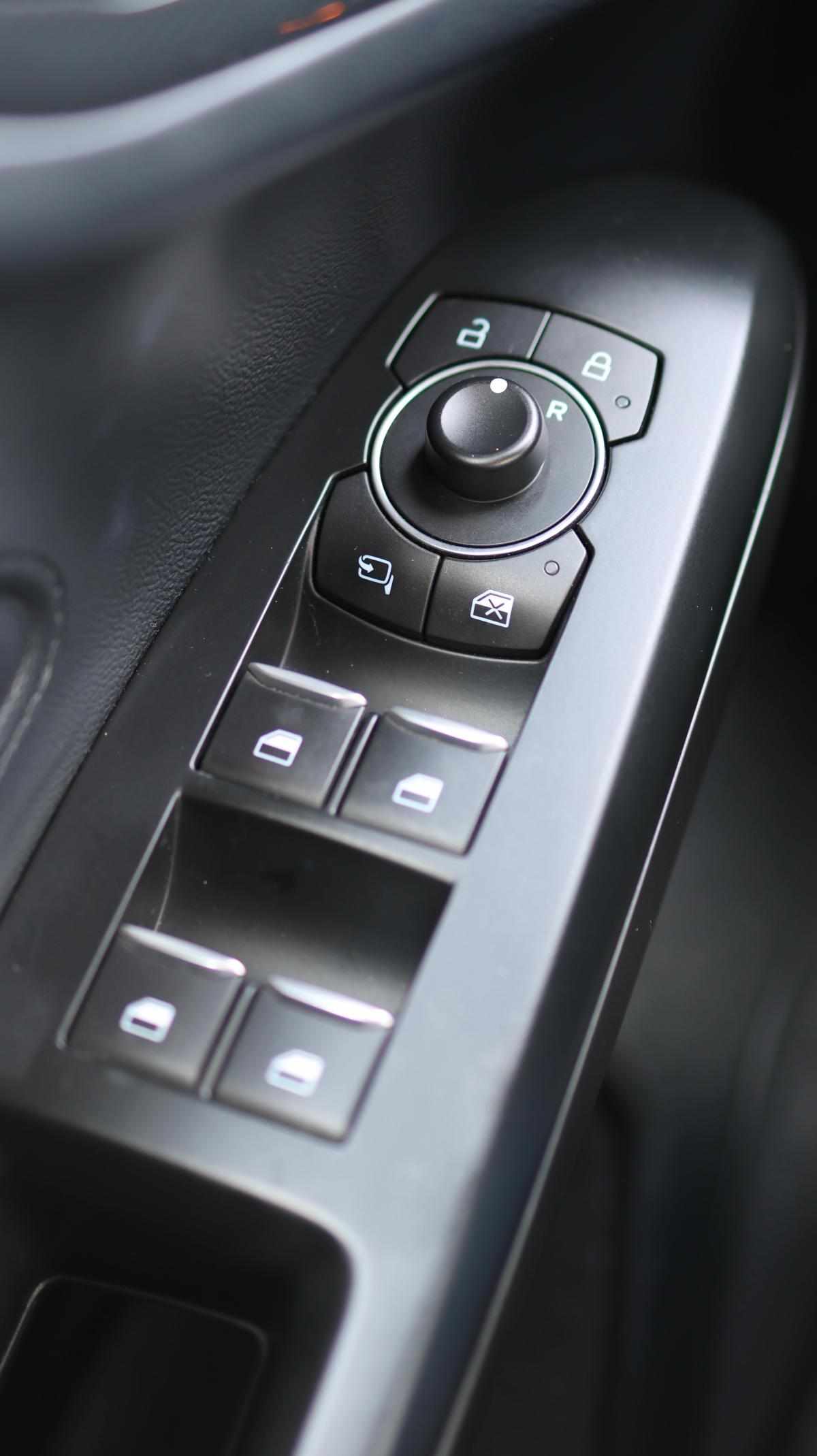 ford-focus-1-5-ecoblue-2021-diesel-1499cc