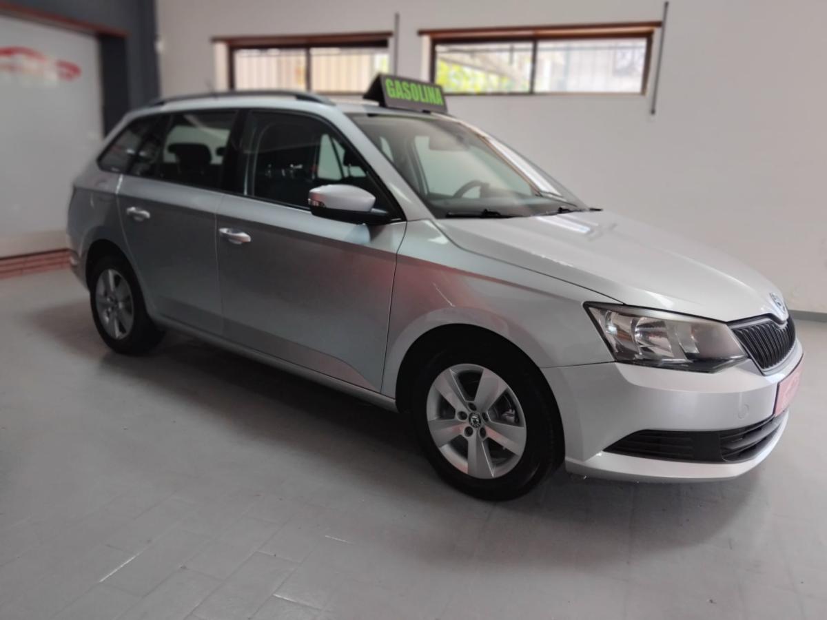 skoda-fabia-2017-gasolina-999cc