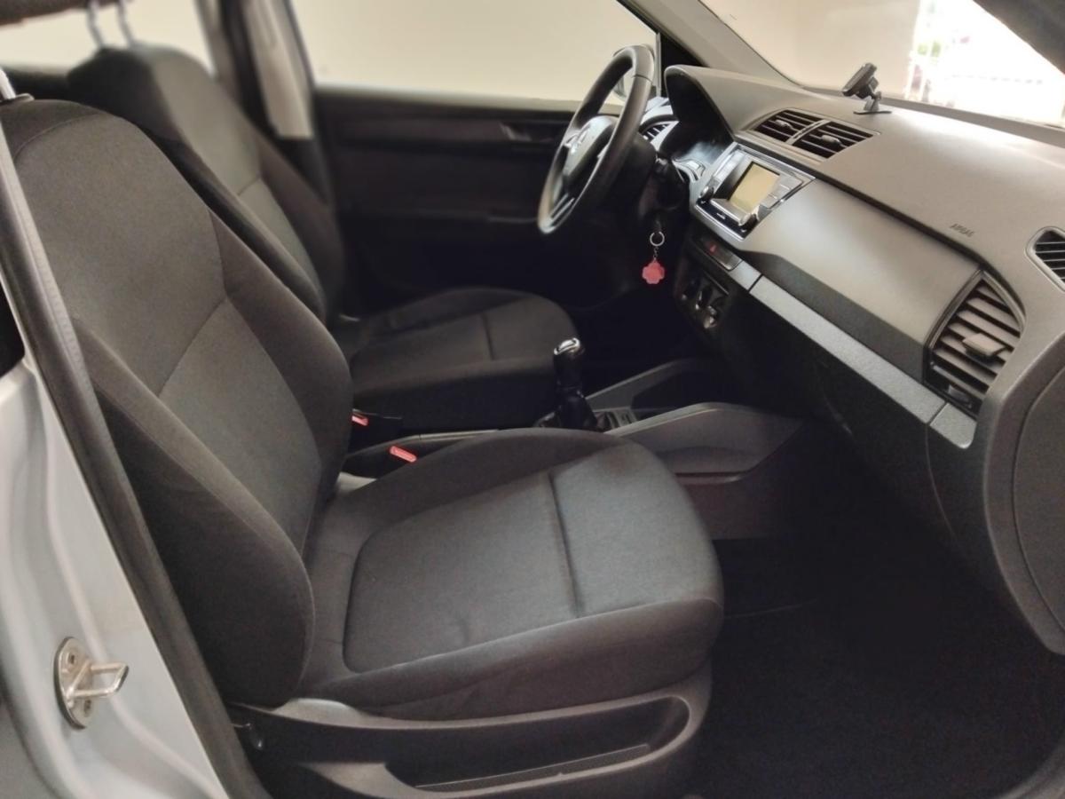 skoda-fabia-2017-gasolina-999cc