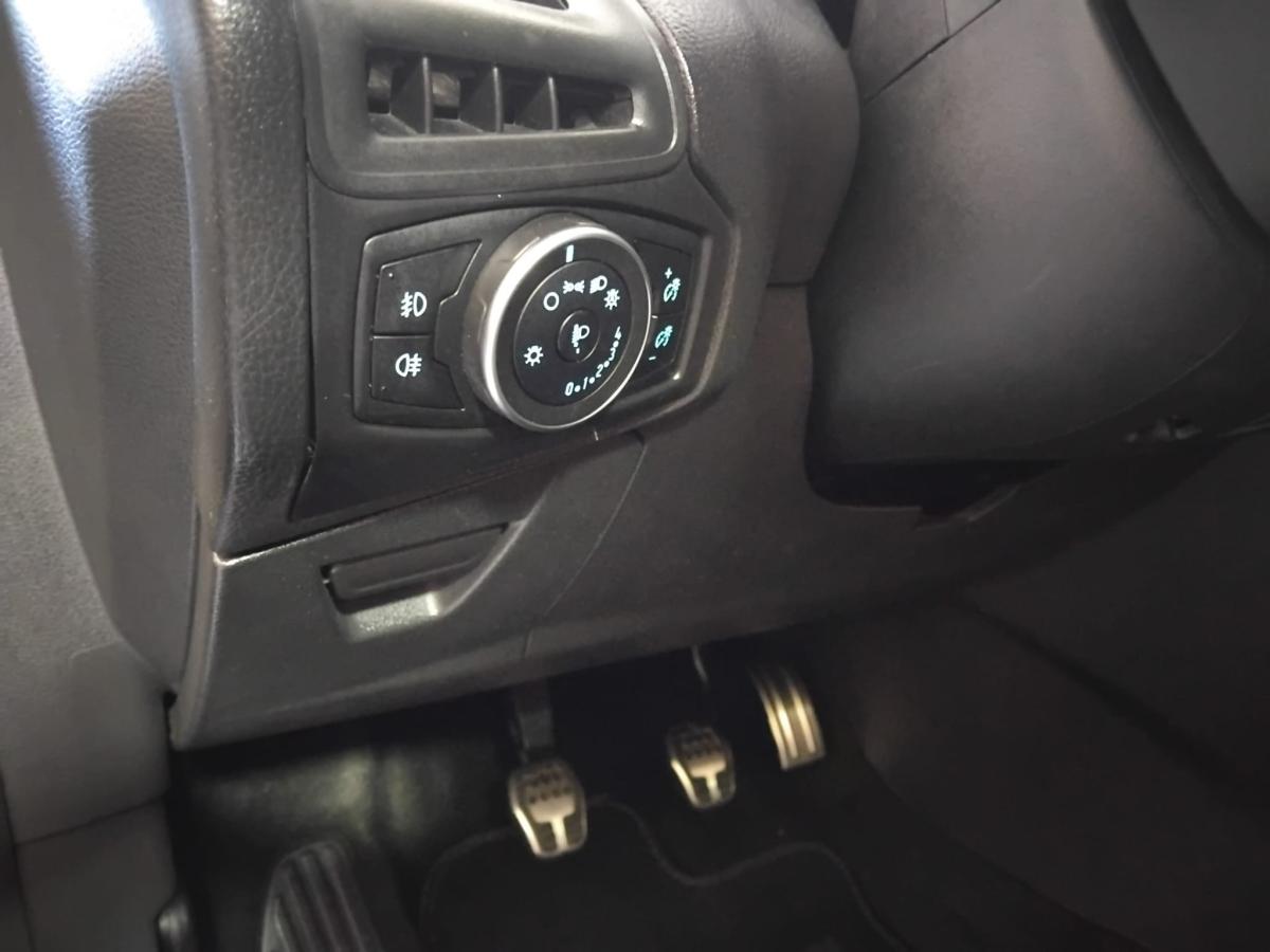 ford-focus-2017-gasolina-998cc