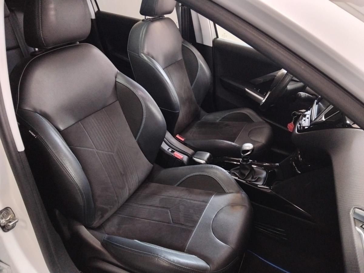 peugeot-2008-2017-diesel-1560cc