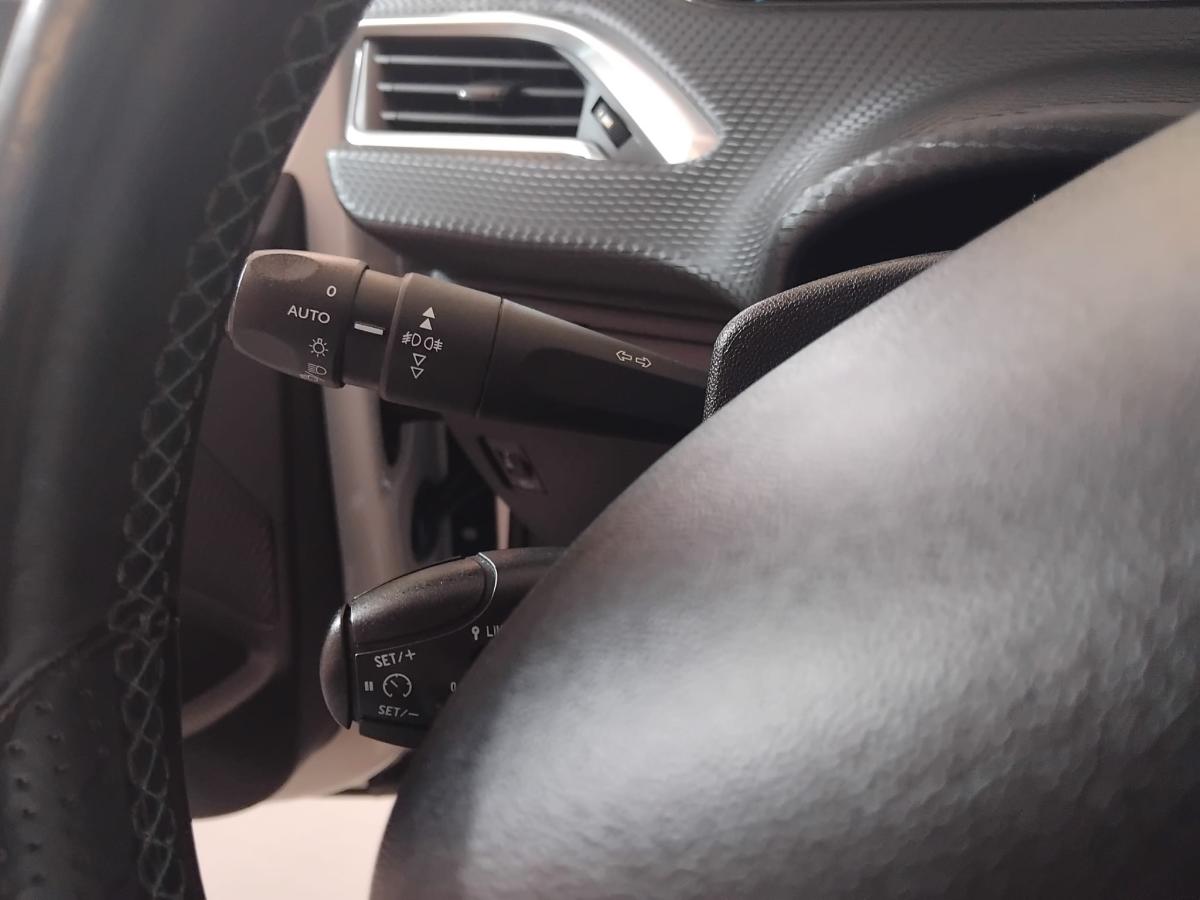 peugeot-2008-2017-diesel-1560cc