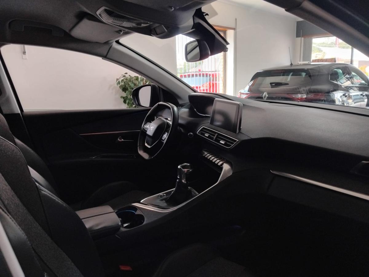 peugeot-3008-2017-diesel-1560cc