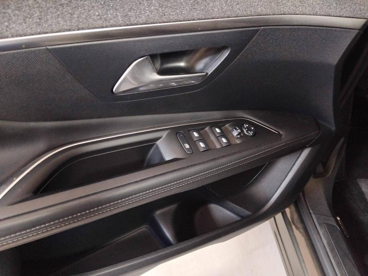 peugeot-3008-2017-diesel-1560cc