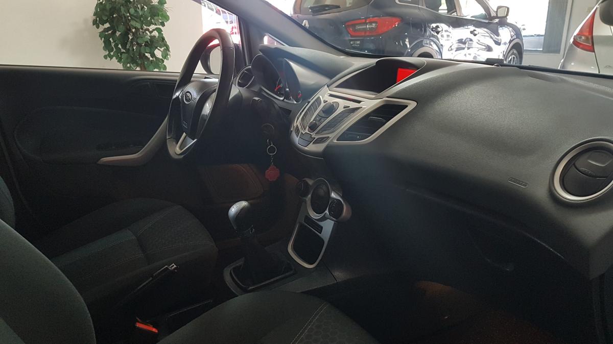ford-fiesta-2011-gasolina-1242cc
