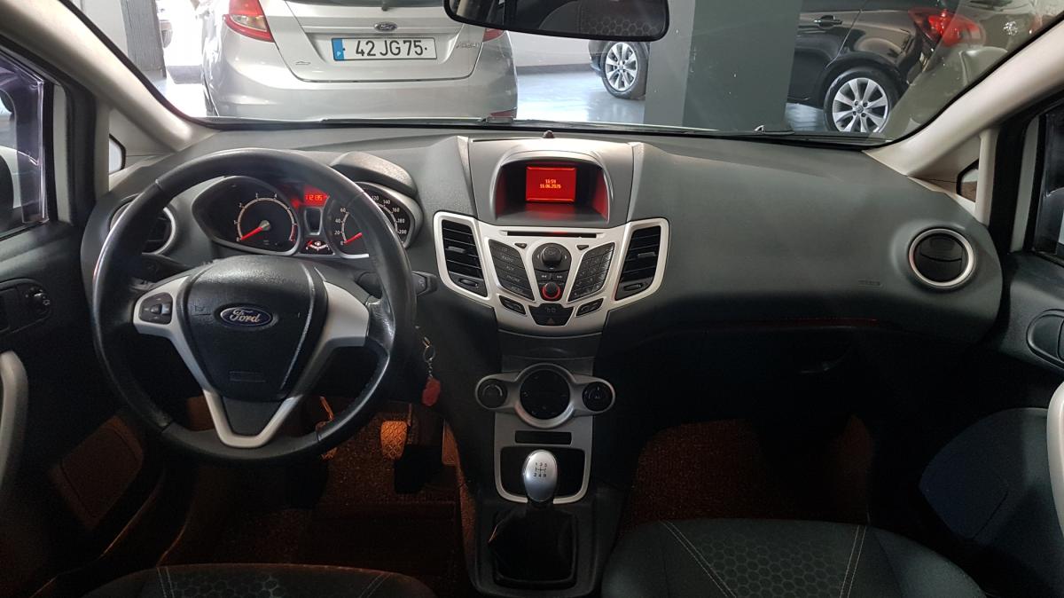 ford-fiesta-2011-gasolina-1242cc