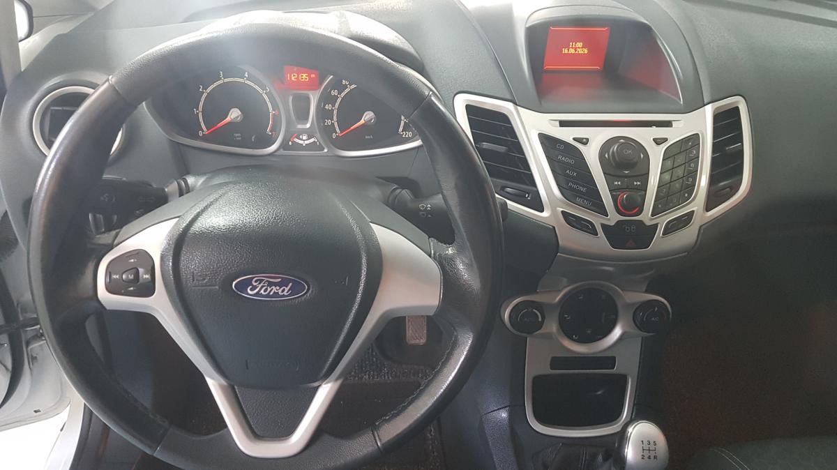ford-fiesta-2011-gasolina-1242cc