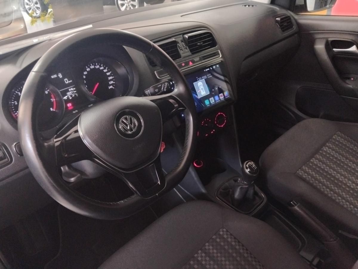 volkswagen-polo-2015-gasolina-999cc
