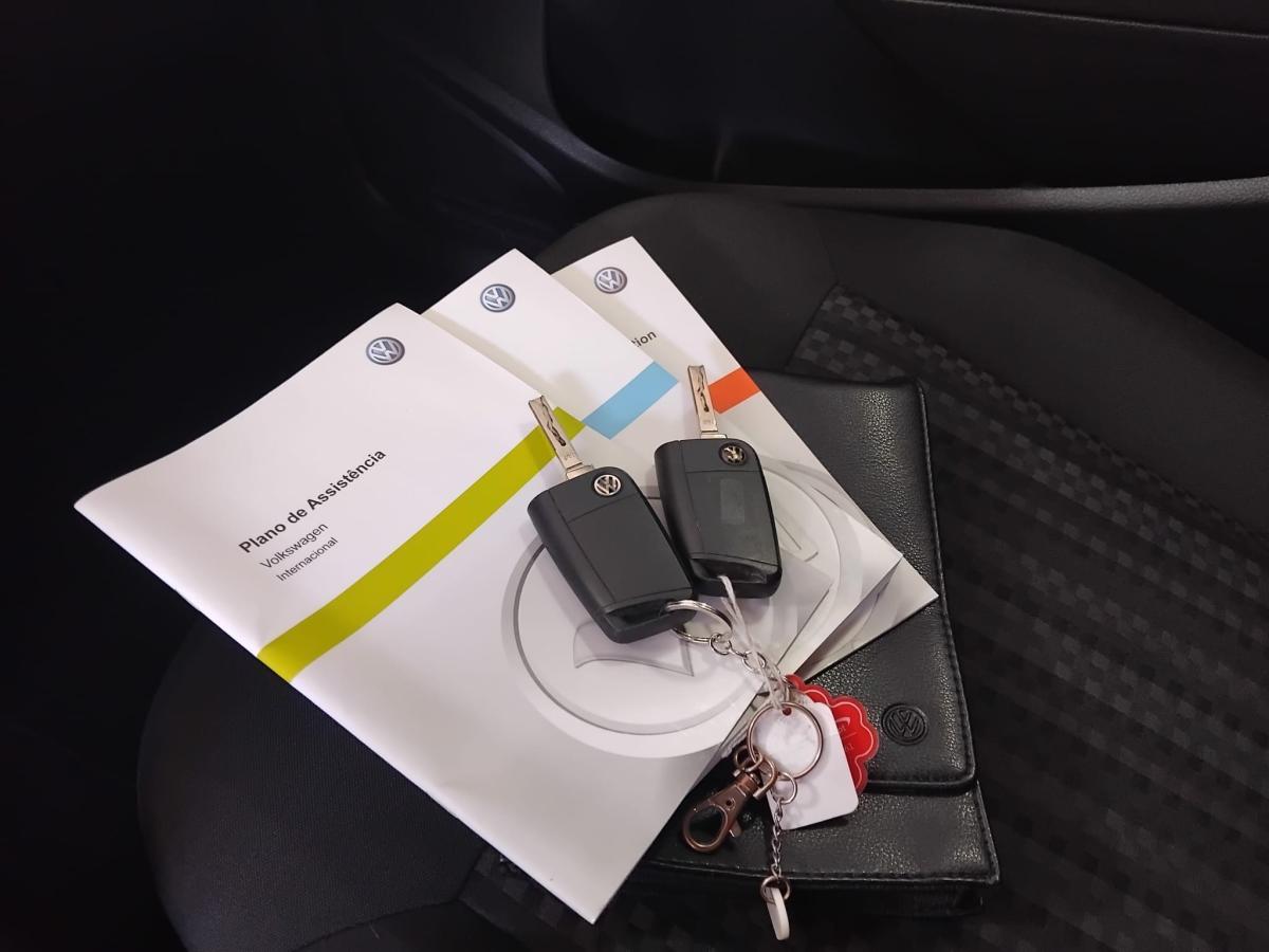 volkswagen-polo-2015-gasolina-999cc