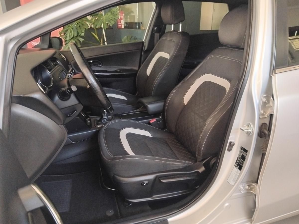 kia-ceed-sw-2016-diesel-1582cc