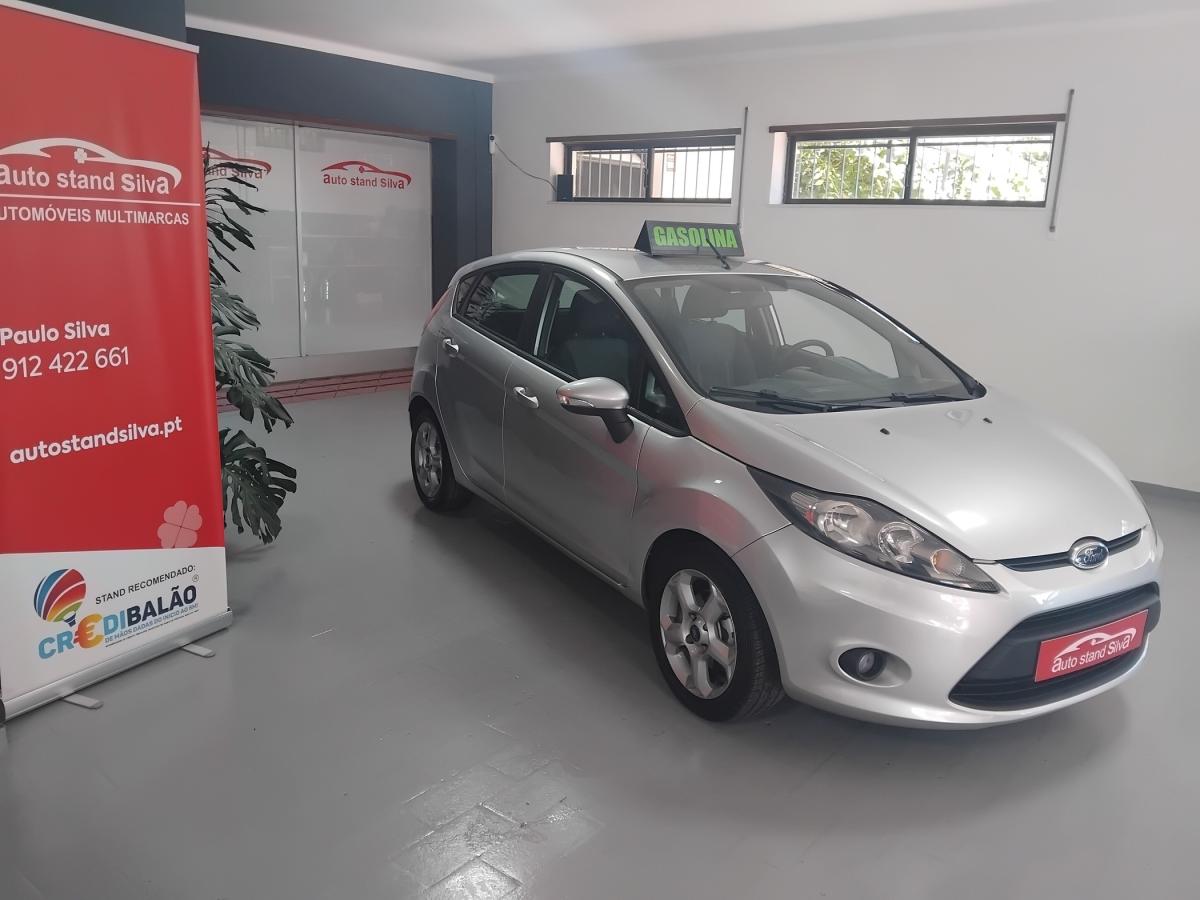 ford-fiesta-2010-gasolina-1242cc