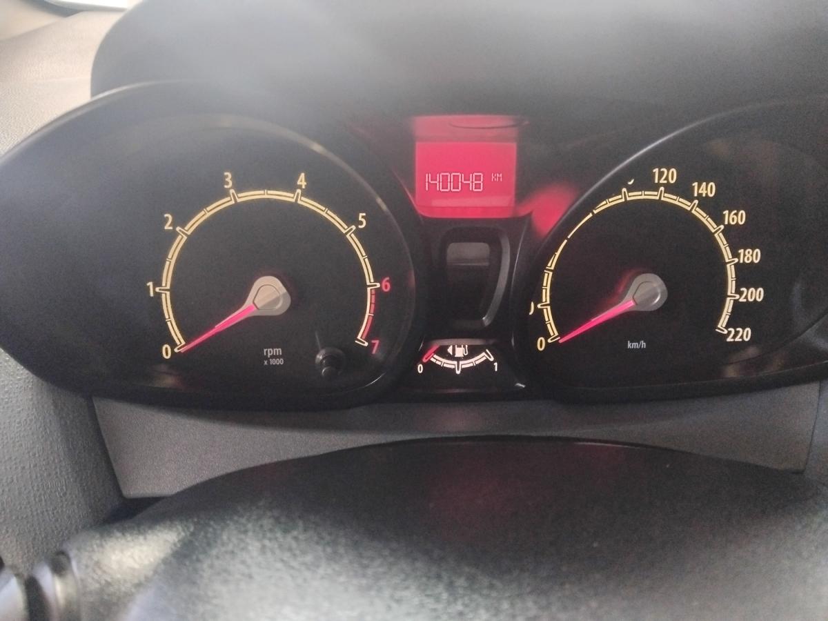 ford-fiesta-2010-gasolina-1242cc