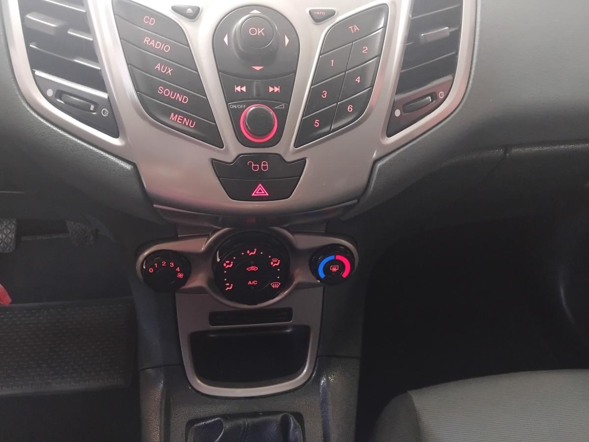 ford-fiesta-2010-gasolina-1242cc