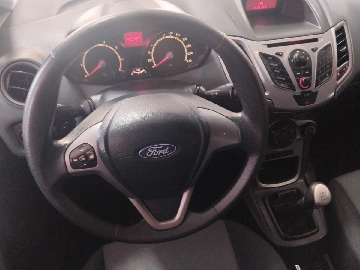ford-fiesta-2010-gasolina-1242cc