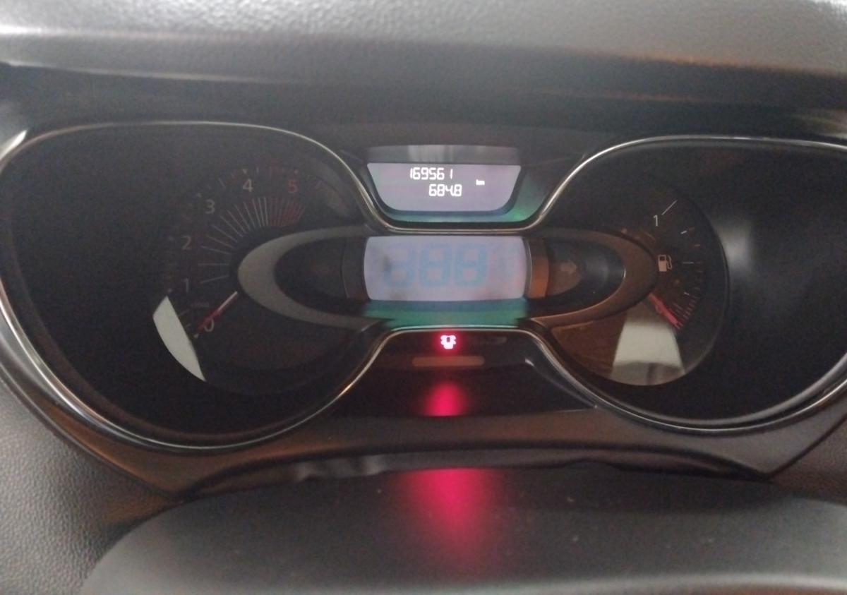 renault-captur-2017-diesel-1461cc