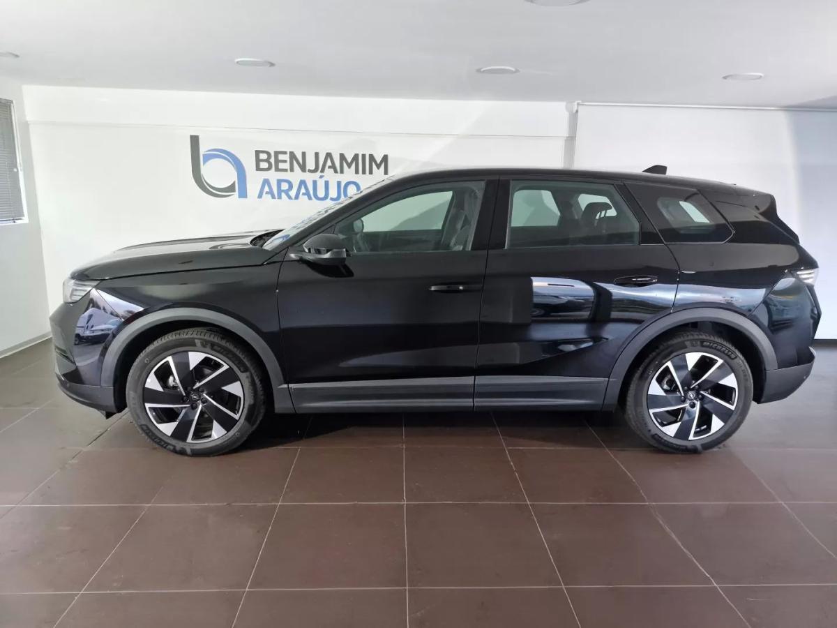 opel-grandland-2025-hibrido-a-gasolina-1199cc